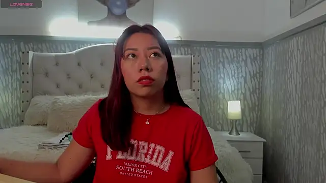sexylaurita online show from 05-08-26, 11:04