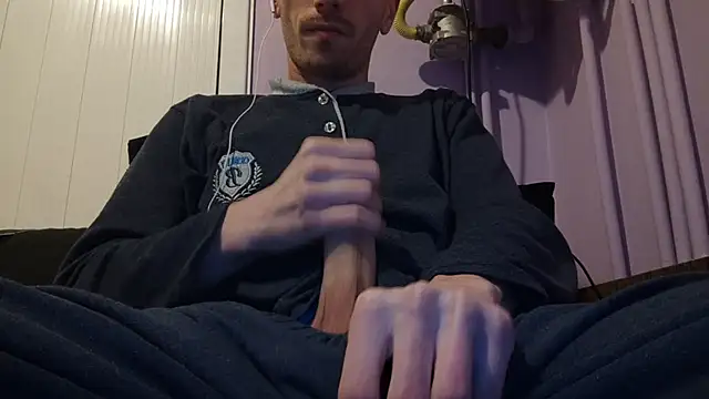 Snapshot of _Hocthus_ chatting on 01-15-25, 05:47 Hocthus online show from 01-15-25, 05:47