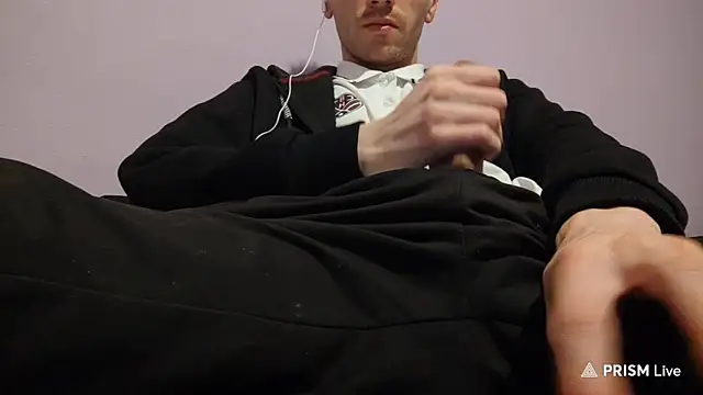 Snapshot of _Hocthus_ chatting on 02-08-25, 02:38 Hocthus online show from 02-08-25, 02:38