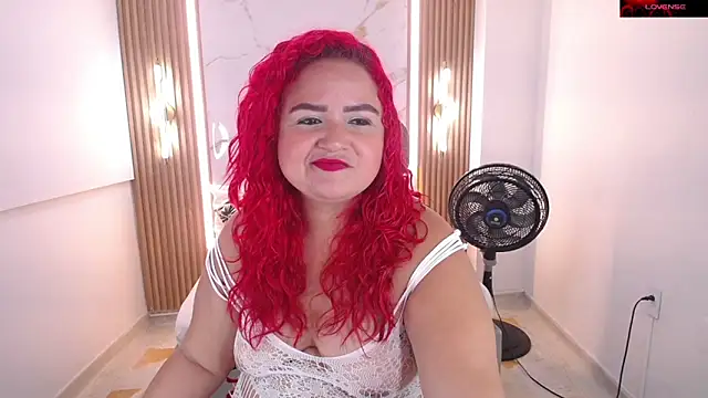 Snapshot of Mariana_Rojas chatting on 06-11-26, 06:11 Mariana Rojas online show from 06-11-26, 06:11