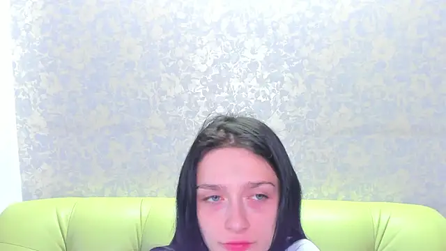 Vanessa Florence online show from 05-10-26, 01:22