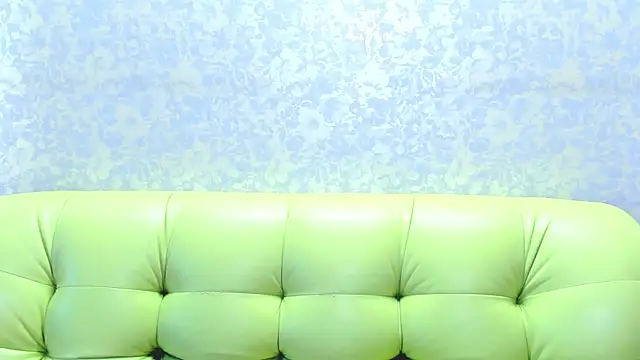 Snapshot of Vanessa_Florence chatting on 06-28-26, 01:22 Vanessa Florence online show from 06-28-26, 01:22