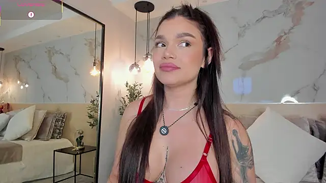 Snapshot of LeaThompson chatting on 01-31-26, 11:36 LeaThompson online show from 01-31-26, 11:36