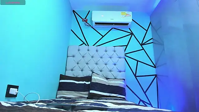 Snapshot of juande_24 chatting on 03-22-26, 02:53 juande 24 online show from 03-22-26, 02:53