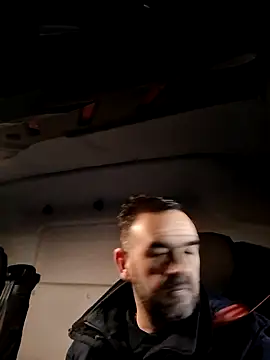 Snapshot of pachapeter chatting on 12-18-25, 06:30 pachapeter online show from 12-18-25, 06:30