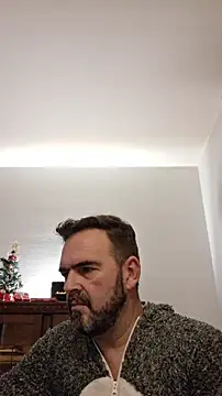 Snapshot of pachapeter chatting on 12-23-25, 07:17 pachapeter online show from 12-23-25, 07:17