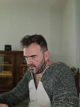 Snapshot of pachapeter chatting on 03-18-26, 09:45 pachapeter online show from 03-18-26, 09:45