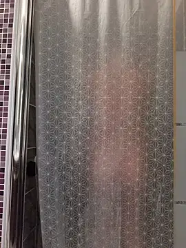 Snapshot of pachapeter chatting on 04-15-26, 06:37 pachapeter online show from 04-15-26, 06:37