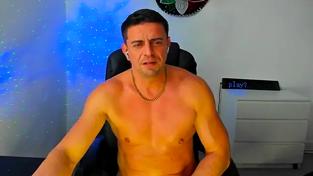 petr37pol online show from 04-12-26, 01:05