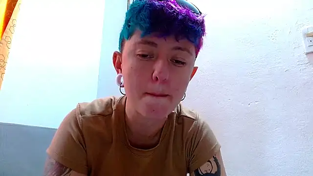 Snapshot of tomboyblue chatting on 07-02-26, 07:42 tomboyblue online show from 07-02-26, 07:42