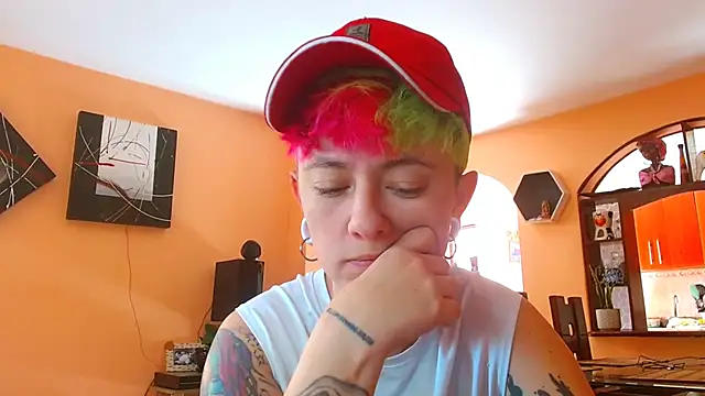 Snapshot of tomboyblue chatting on 07-13-26, 08:44 tomboyblue online show from 07-13-26, 08:44