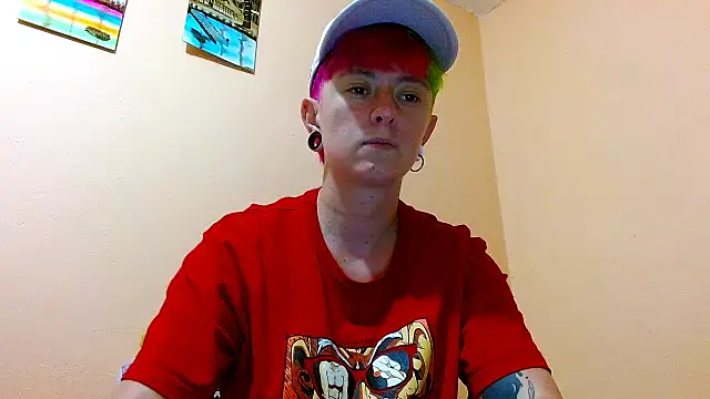 Snapshot of tomboyblue chatting on 07-22-26, 04:26 tomboyblue online show from 07-22-26, 04:26