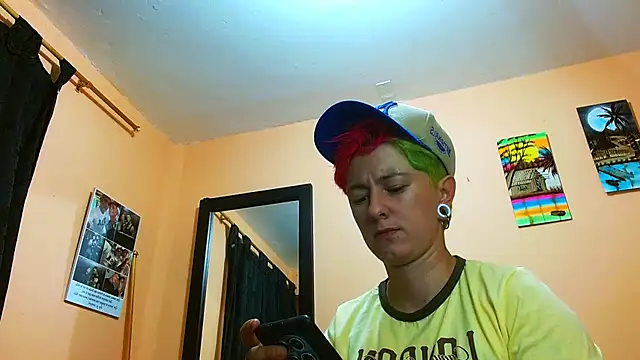 Snapshot of tomboyblue chatting on 07-24-26, 08:01 tomboyblue online show from 07-24-26, 08:01