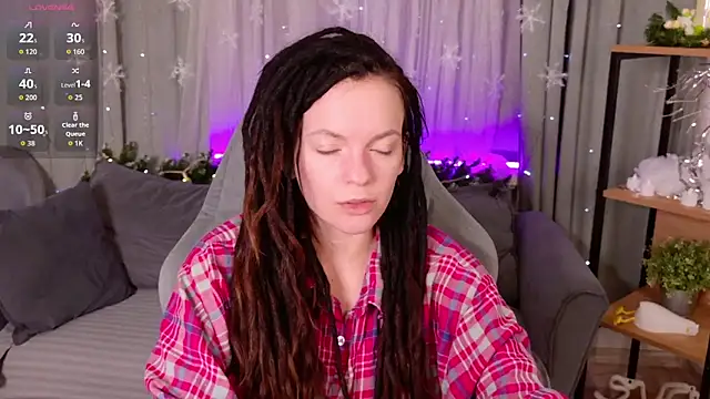 Snapshot of CoreyJane chatting on 12-19-25, 05:25 CoreyJane online show from 12-19-25, 05:25