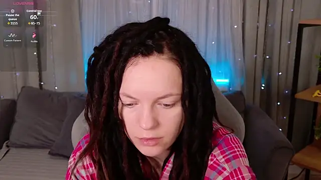 Snapshot of CoreyJane chatting on 01-15-26, 04:17 CoreyJane online show from 01-15-26, 04:17