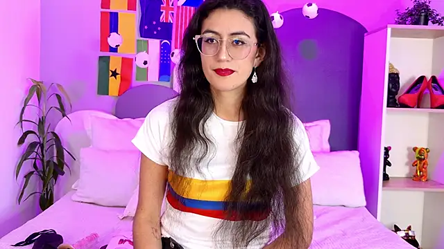 SophieGomez22 online show from 06-27-26, 12:22