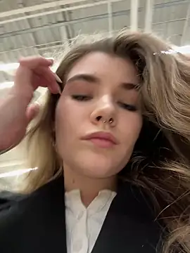 Holy Tereza online show from 01-28-25, 03:14