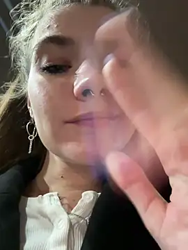 Holy Tereza online show from 03-04-25, 03:15