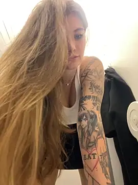 Holy Tereza online show from 09-24-25, 03:37