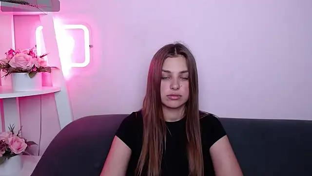 MilanaAngelAs online show from 06-20-26, 04:54
