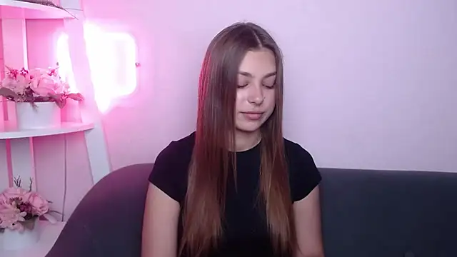 MilanaAngelAs online show from 07-04-26, 04:40