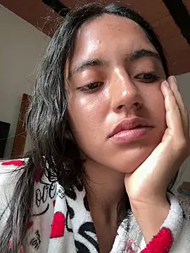 Snapshot of ViolettaSummer chatting on 03-05-26, 09:33 ViolettaSummer online show from 03-05-26, 09:33