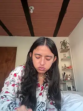 Snapshot of ViolettaSummer chatting on 03-15-26, 02:56 ViolettaSummer online show from 03-15-26, 02:56