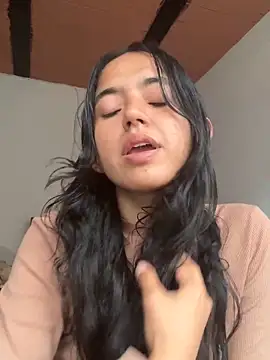 Snapshot of ViolettaSummer chatting on 03-28-26, 09:25 ViolettaSummer online show from 03-28-26, 09:25