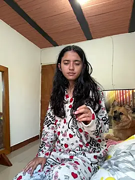 Snapshot of ViolettaSummer chatting on 04-14-26, 11:27 ViolettaSummer online show from 04-14-26, 11:27