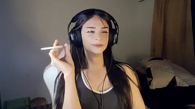 Dollbehavior  online show from 04-16-26, 04:35