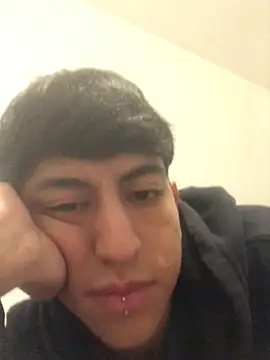 modelo180 online show from 01-16-25, 06:37