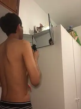 modelo180 online show from 04-29-26, 09:10