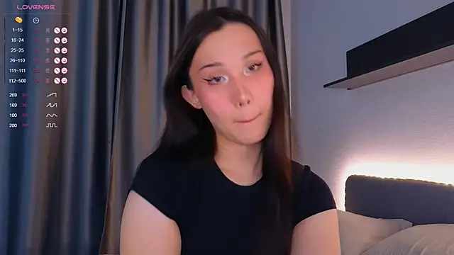Snapshot of Kaia_Sunshine_Mia chatting on 07-10-26, 11:13 Kaia Sunshine Mia online show from 07-10-26, 11:13