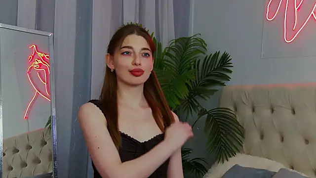 NicoleRosss online show from 05-27-26, 02:25