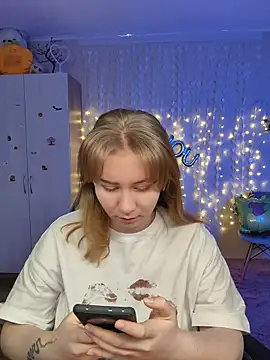 D0nna  online show from 02-14-26, 08:16