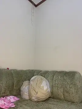 sweet18creamybigpussy online show from 05-14-26, 12:17