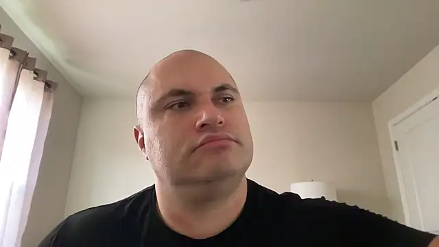 SluggishChase99 online show from 02-04-25, 06:38