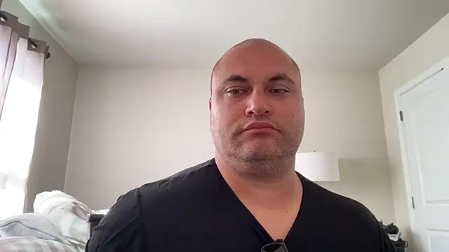 SluggishChase99 online show from 10-01-25, 02:23