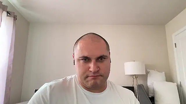 SluggishChase99 online show from 11-28-25, 05:26