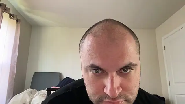 SluggishChase99 online show from 05-19-26, 05:41