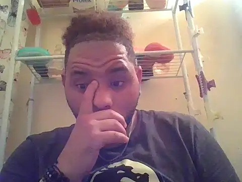 Snapshot of Dj-yefri-pauta chatting on 04-22-26, 02:47 Dj-yefri-pauta online show from 04-22-26, 02:47
