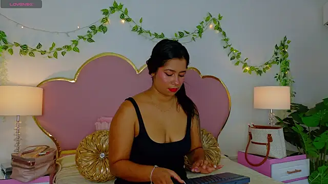 EmmaCrush online show from 11-06-25, 09:05