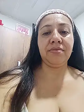 layla gomez online show from 05-31-26, 03:58