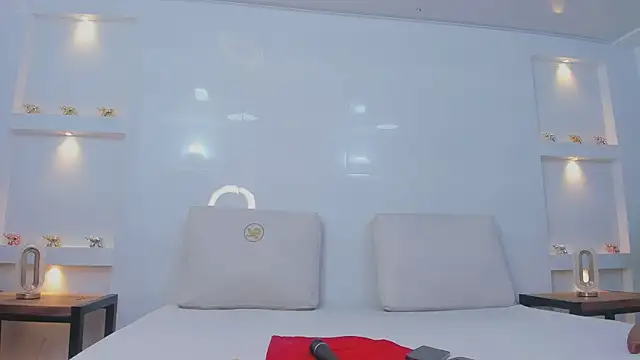 Dalia-Prada online show from 04-08-26, 03:50