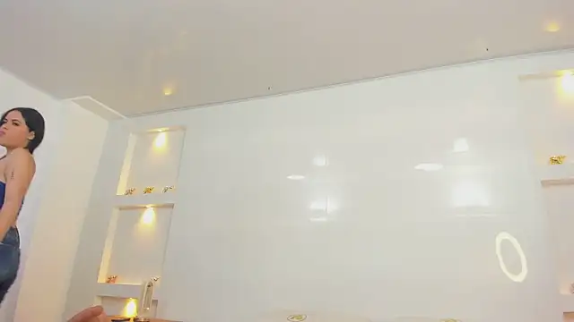 Dalia-Prada online show from 04-10-26, 04:06