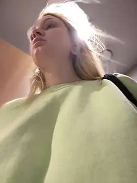 Teya moon  online show from 12-20-24, 12:27