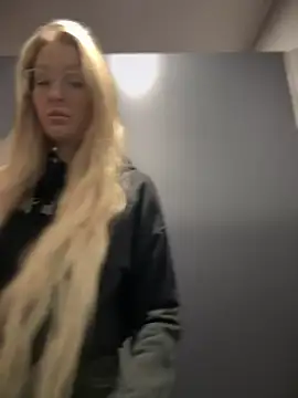 Teya moon  online show from 01-06-25, 11:51