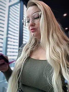 Teya moon  online show from 02-16-25, 11:38