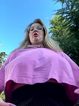 Teya moon  online show from 09-10-25, 02:06