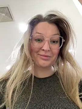 Teya moon  online show from 04-09-26, 12:54